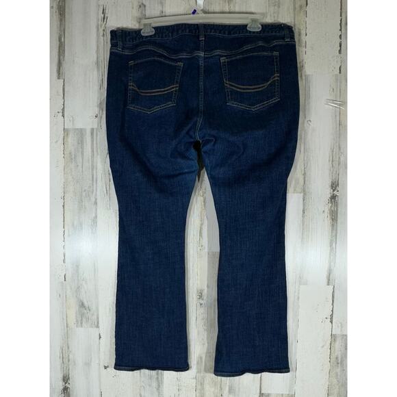 Old Navy The Dreamer Womens Jeans Size 20 (42x30) Bootcut Stretchy Dark Wash - Picture 2 of 9